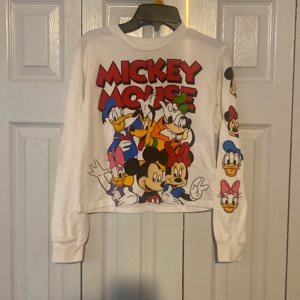 Girl crop top size small